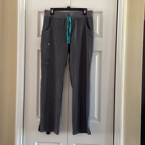 Figs Kade Cargo Scrub Pants - Size S